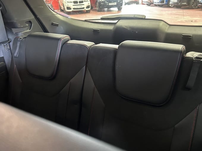 2025 Ford S-max