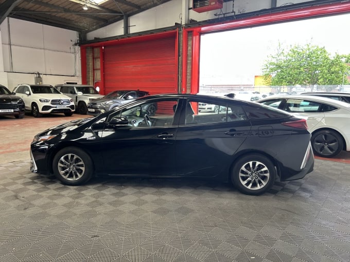 2025 Toyota Prius