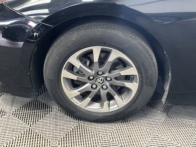 2025 Toyota Prius