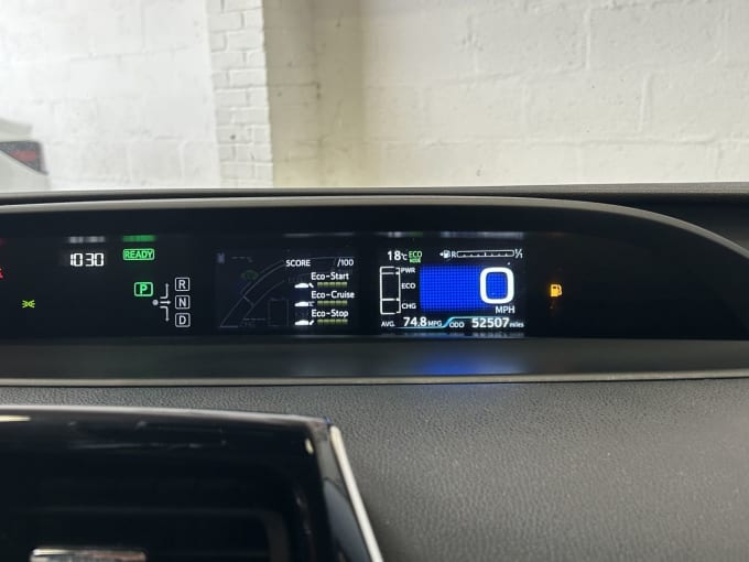 2025 Toyota Prius