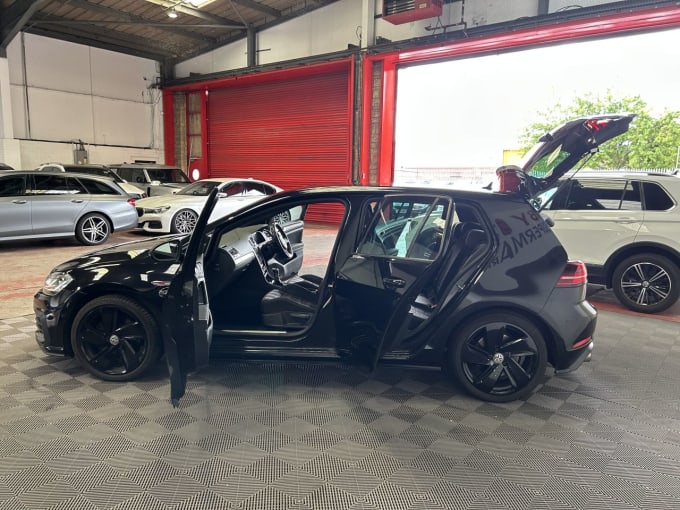 2025 Volkswagen Golf
