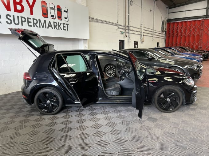 2025 Volkswagen Golf