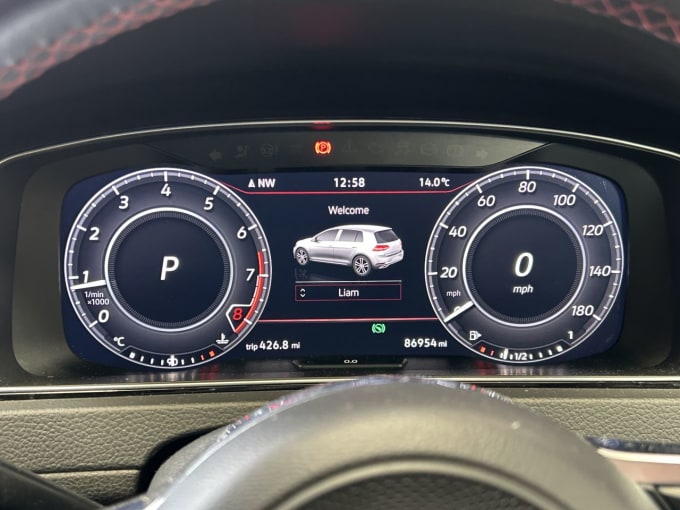 2025 Volkswagen Golf