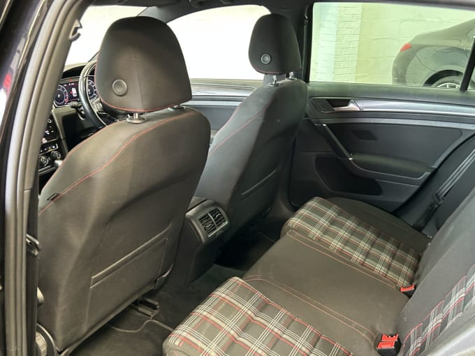 2025 Volkswagen Golf