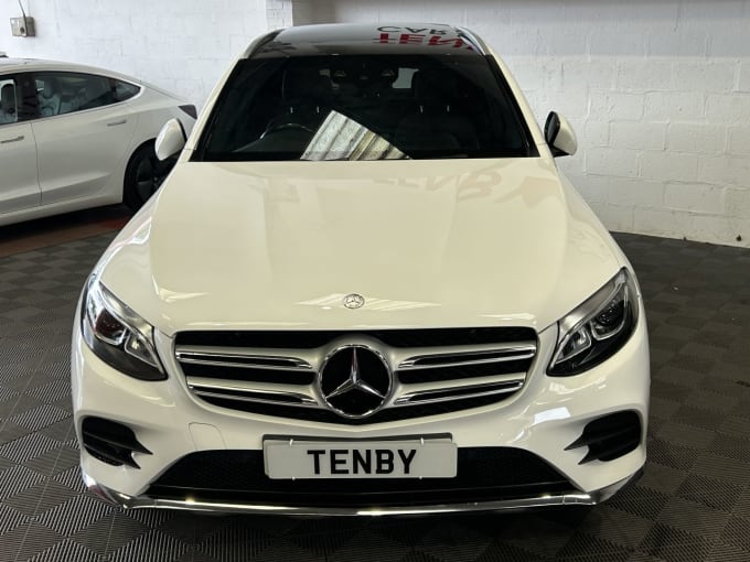 2025 Mercedes-benz Glc