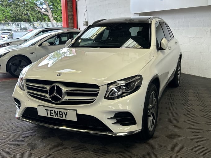 2025 Mercedes-benz Glc