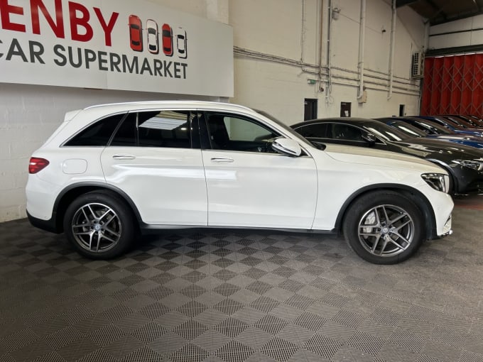 2025 Mercedes-benz Glc