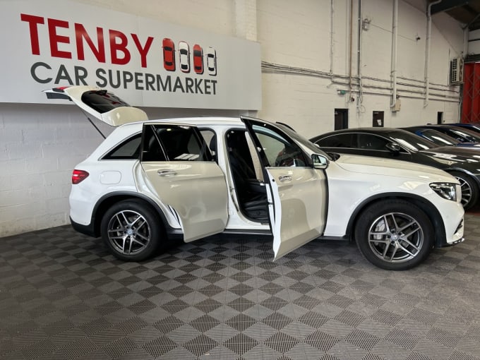 2025 Mercedes-benz Glc