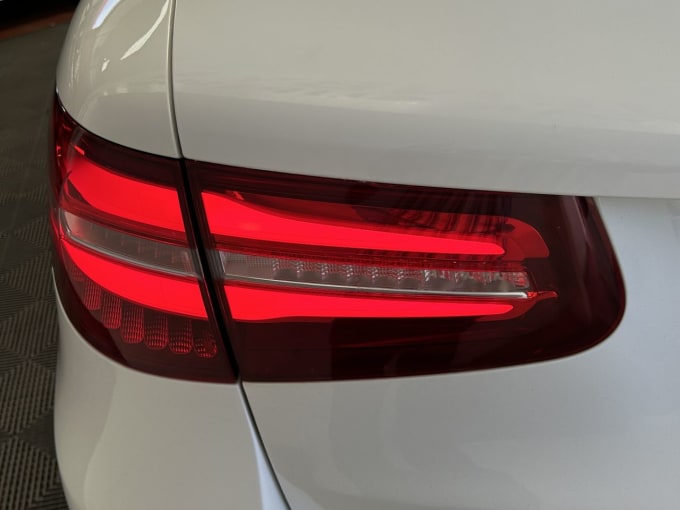 2025 Mercedes-benz Glc