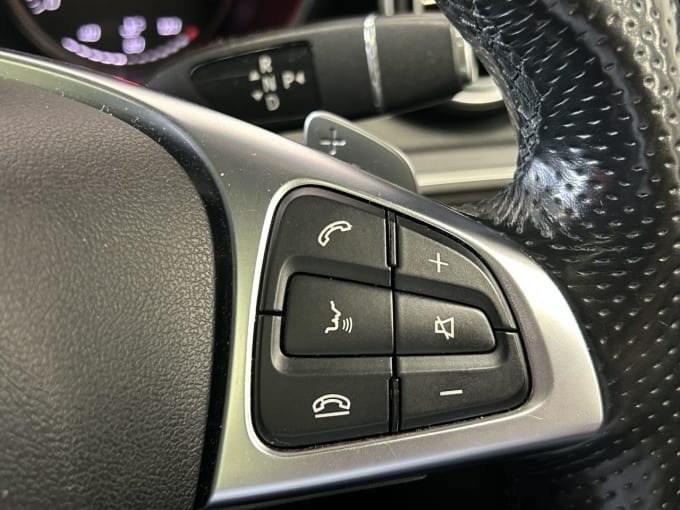 2025 Mercedes-benz Glc