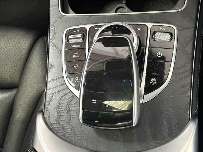2025 Mercedes-benz Glc