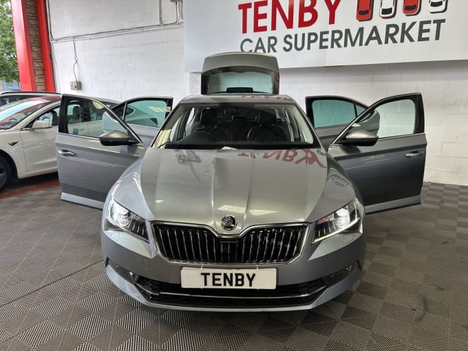 2025 Skoda Superb