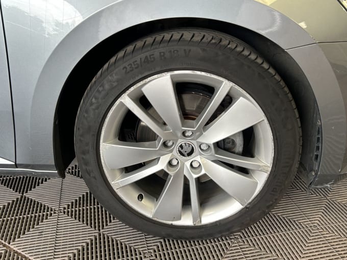 2025 Skoda Superb