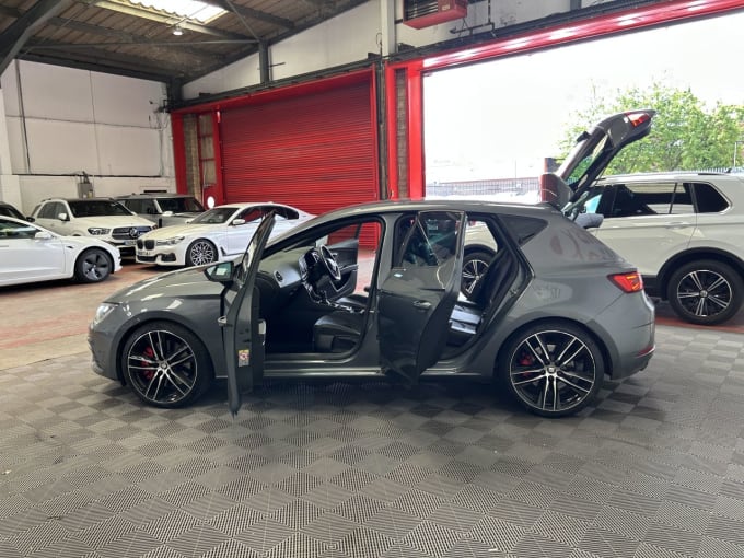 2025 Seat Leon