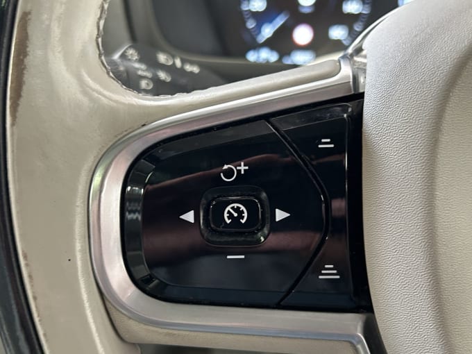 2025 Volvo Xc90