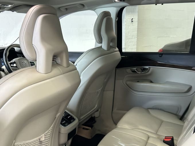 2025 Volvo Xc90