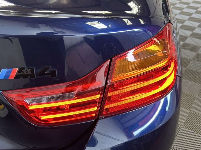 2025 BMW M4