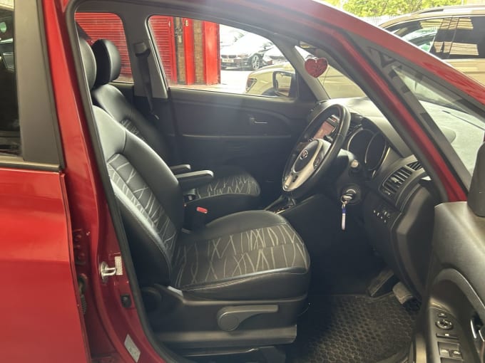 2025 Kia Venga