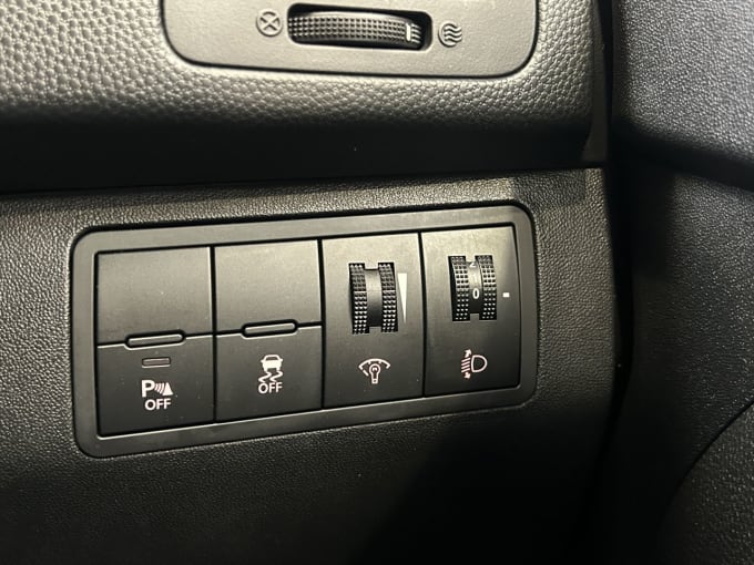 2025 Kia Venga