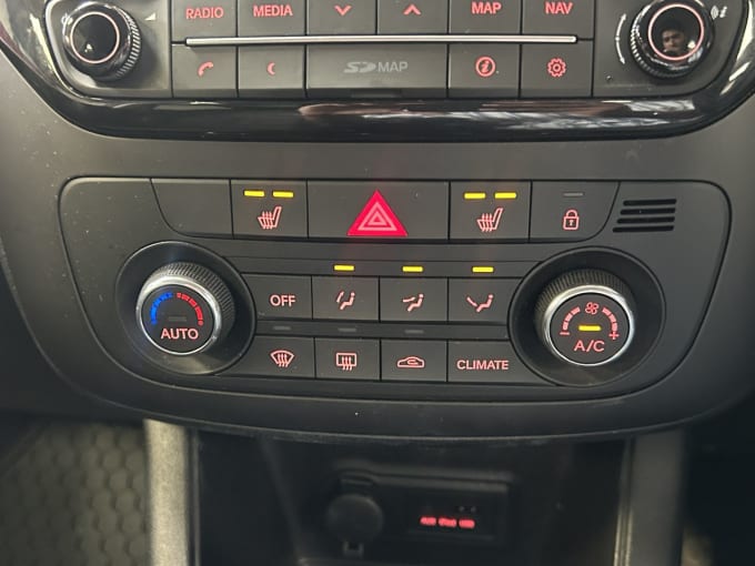2025 Kia Venga