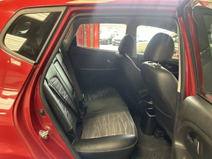 2025 Kia Venga
