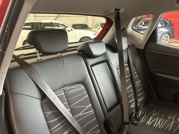 2025 Kia Venga