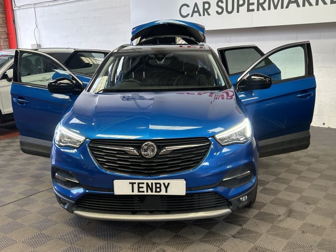 2025 Vauxhall Grandland X