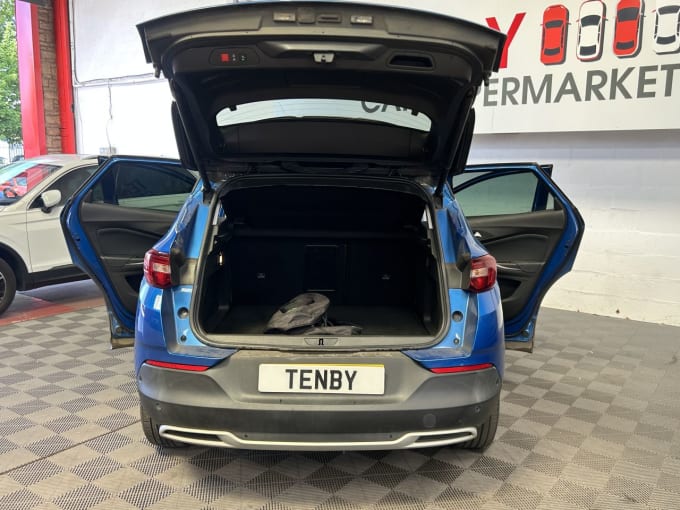 2025 Vauxhall Grandland X