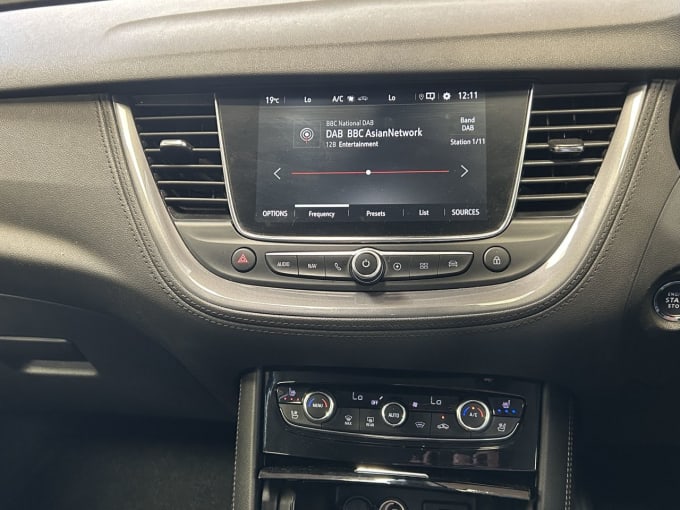 2025 Vauxhall Grandland X