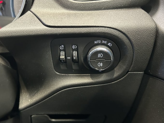2025 Vauxhall Grandland X