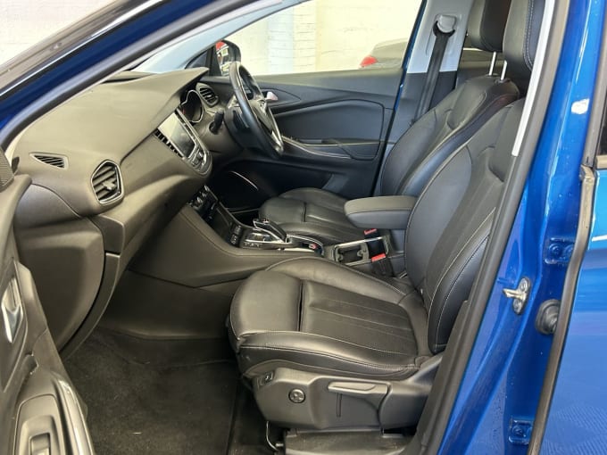 2025 Vauxhall Grandland X