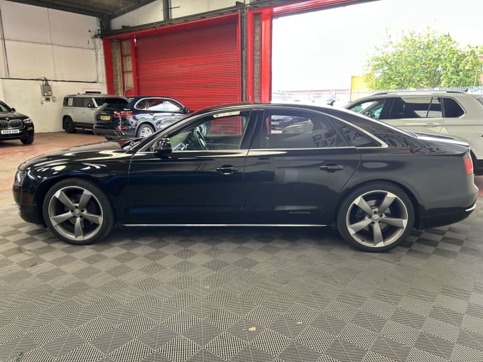 2025 Audi A8