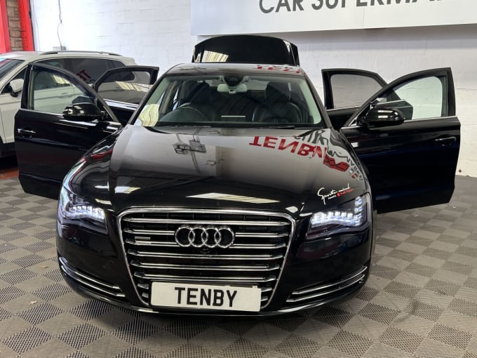 2025 Audi A8