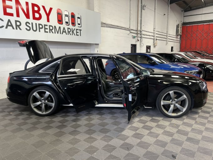 2025 Audi A8