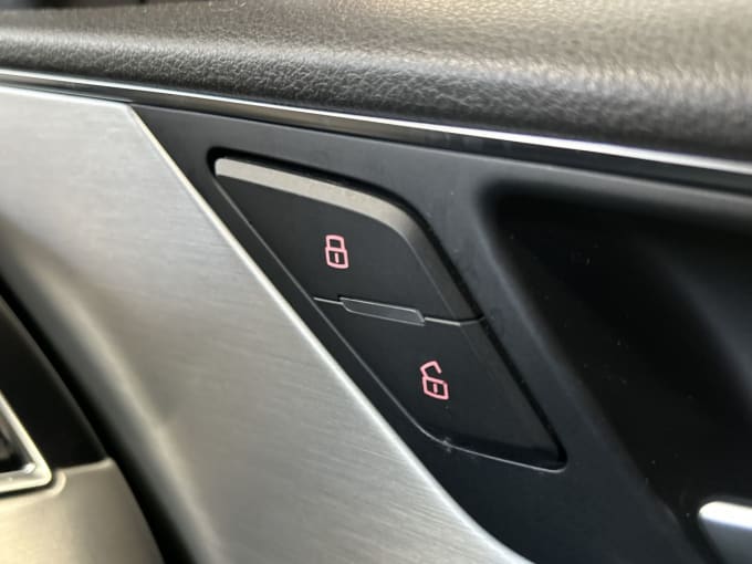 2025 Audi A8