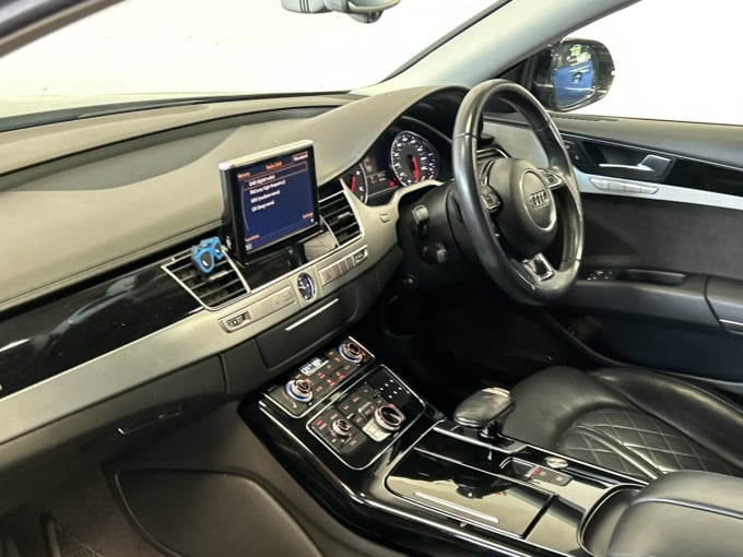 2025 Audi A8