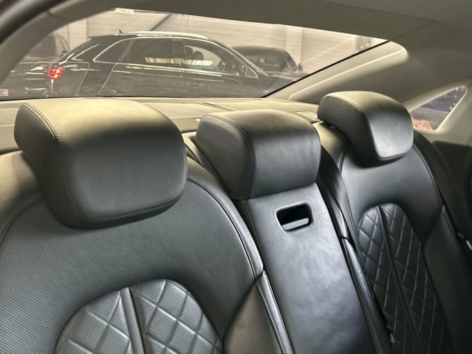 2025 Audi A8
