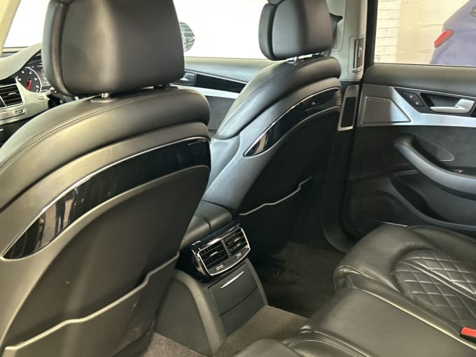 2025 Audi A8