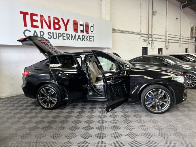 2025 BMW X4