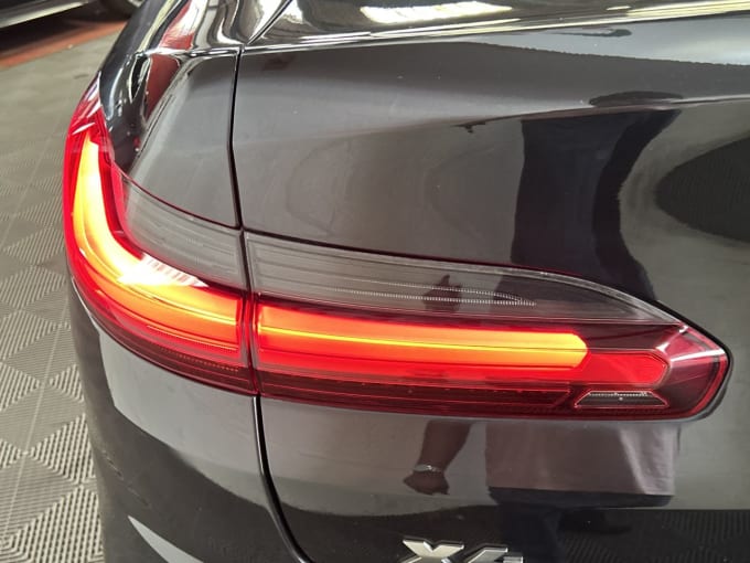 2025 BMW X4