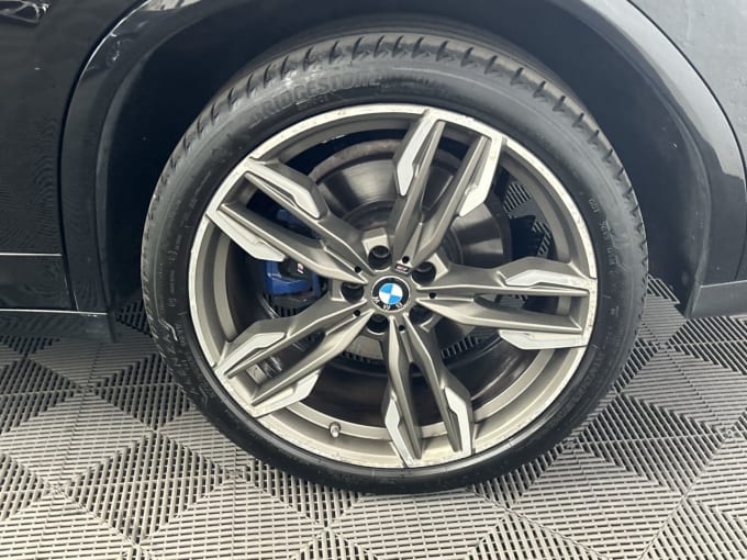 2025 BMW X4