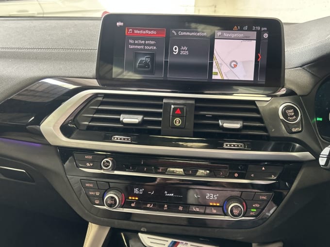 2025 BMW X4