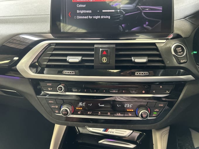 2025 BMW X4