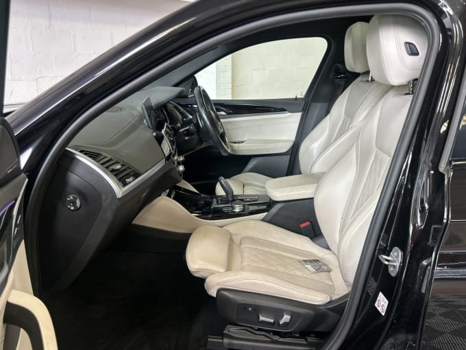 2025 BMW X4