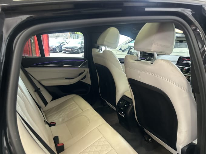 2025 BMW X4