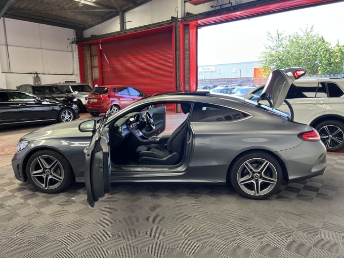 2025 Mercedes-benz C-class