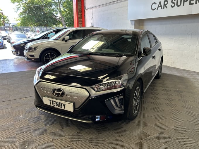 2025 Hyundai Ioniq