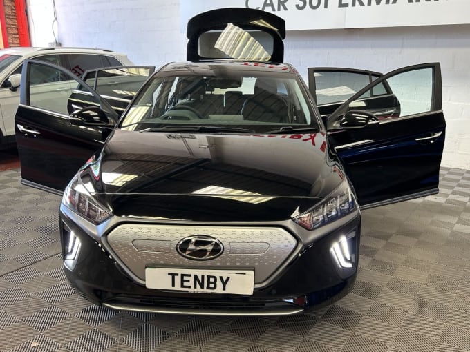 2025 Hyundai Ioniq