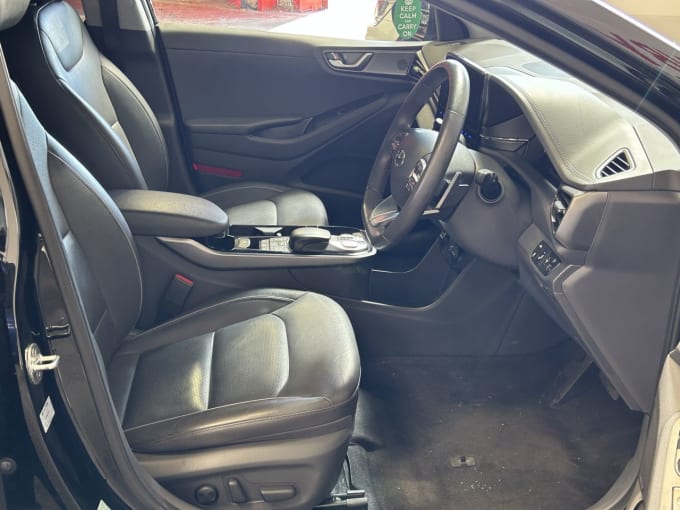 2025 Hyundai Ioniq