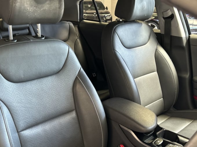 2025 Hyundai Ioniq